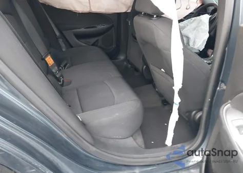 2020 Chevrolet Malibu Fwd Ls из США, поврежденный, VIN 1G1ZB5ST0LF117304